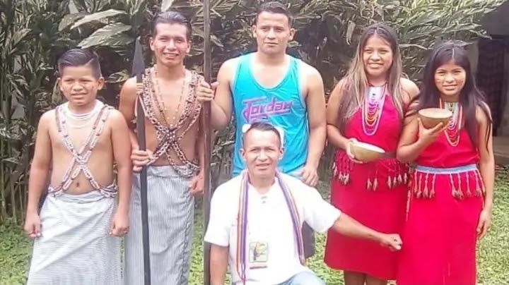 Familia Shuar anfitriona del tour